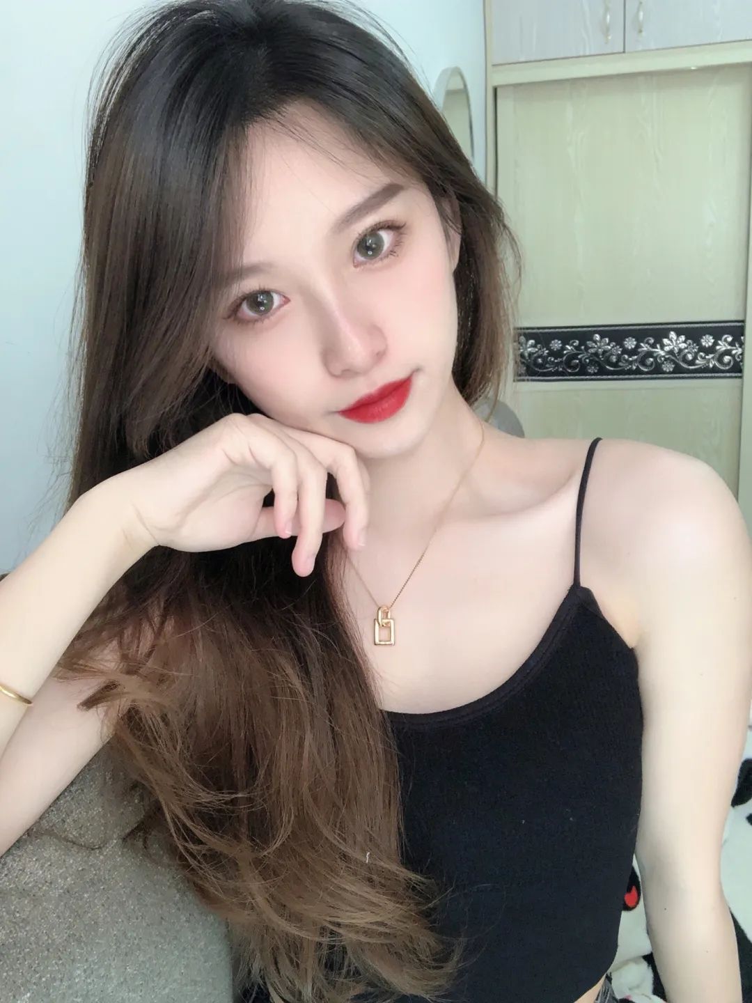 ʦ